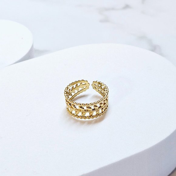 🌷 18K PVD Gold Plated Adjustable Open Cuff Leaf Ring - Tarnish free Wate - Picture 1 of 3